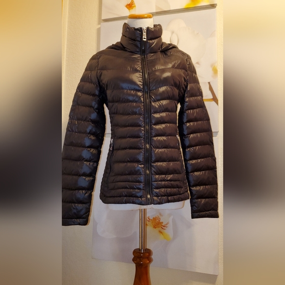 Calvin Klein Puffer Jacket 7°F Outetwear - Picture 9 of 12